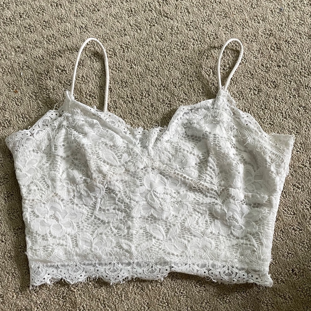 Assorted Crop Top Bundle - Picture 8 of 9